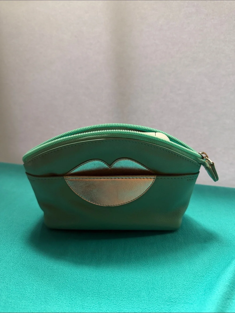 Tiffany blue Lip-Accent Cosmetic Pouch